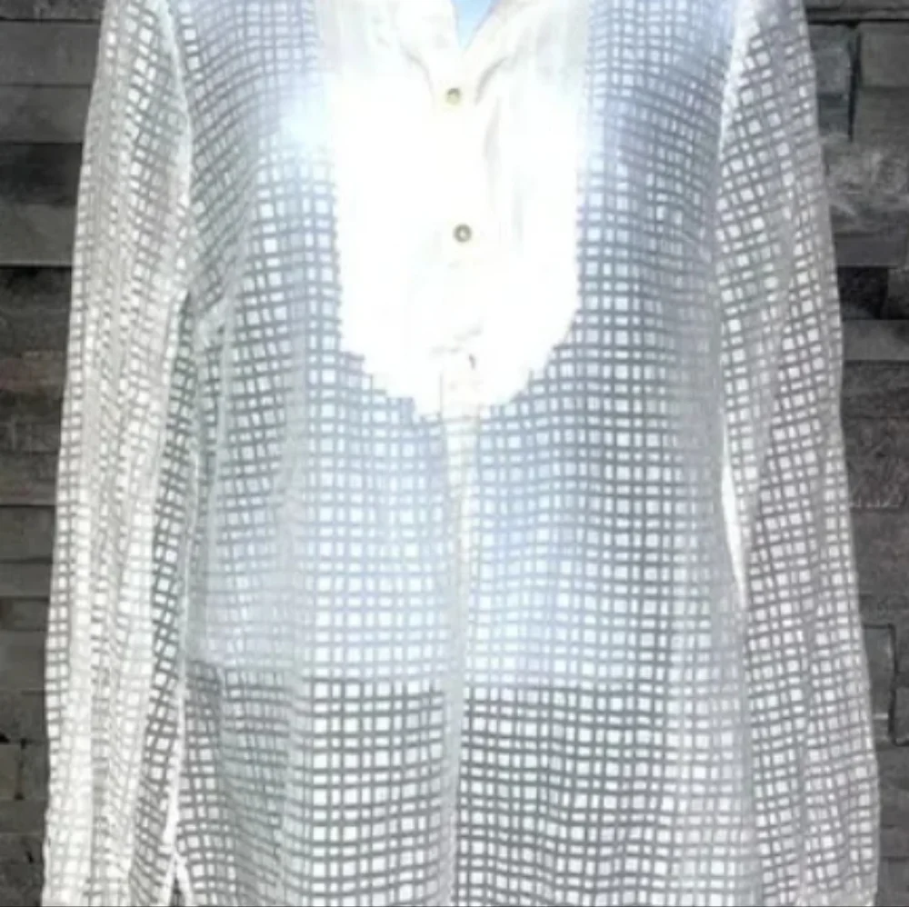 Blouse - Picture 2 of 4